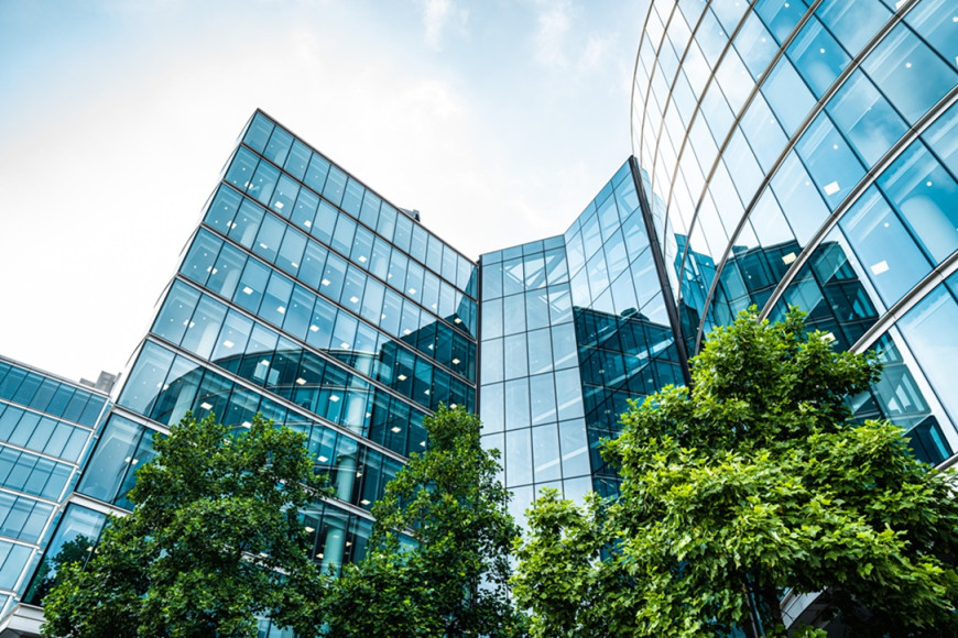 Ensuring EHS Compliance Across High‑Profile UK Corporate Campuses 
